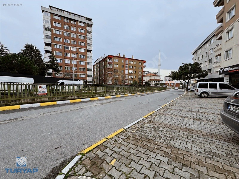 Satılık Daire 140m2 Aydınlıyolu Caddeye Yakın 3+1 Daire — fotoğraf 3