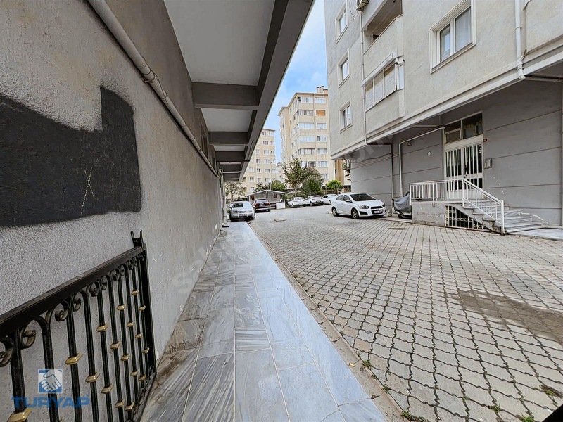 Satılık Daire 140m2 Aydınlıyolu Caddeye Yakın 3+1 Daire — fotoğraf 6
