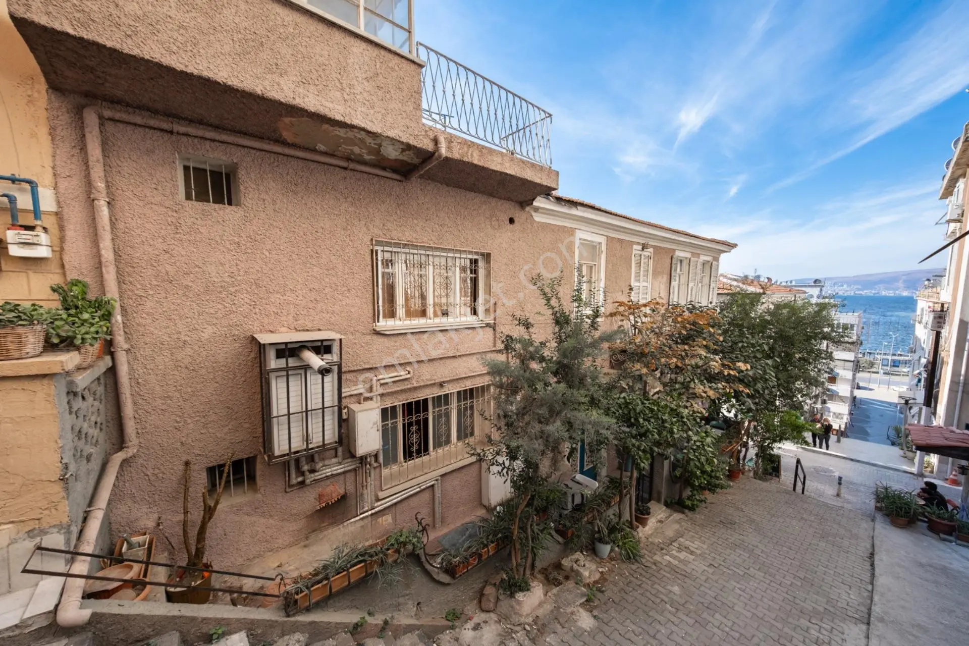 İzmir Karataş'ta Satılık Rum Evi Ve Kırkmerdiven Cafe — fotoğraf 2