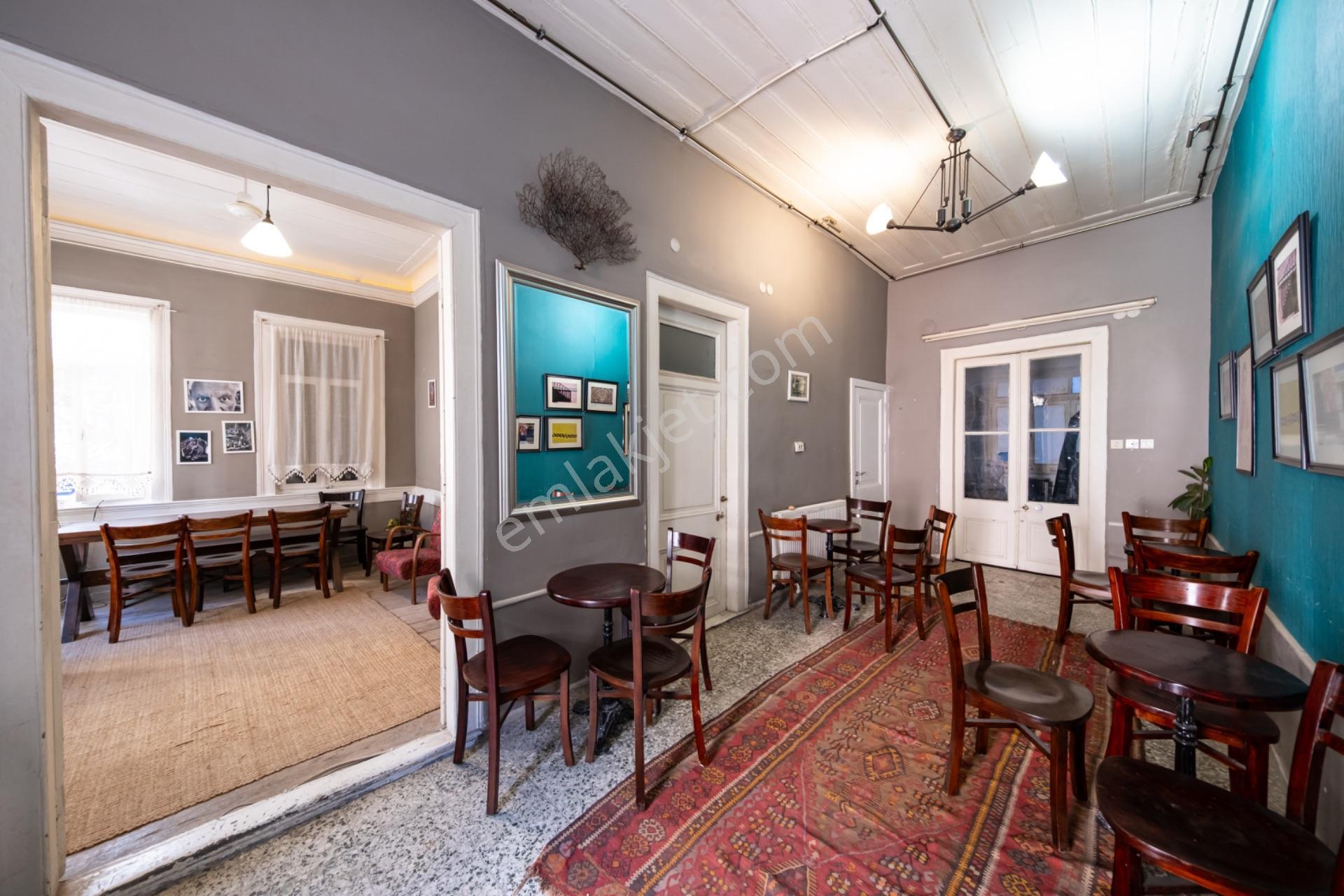 İzmir Karataş'ta Satılık Rum Evi Ve Kırkmerdiven Cafe — fotoğraf 10