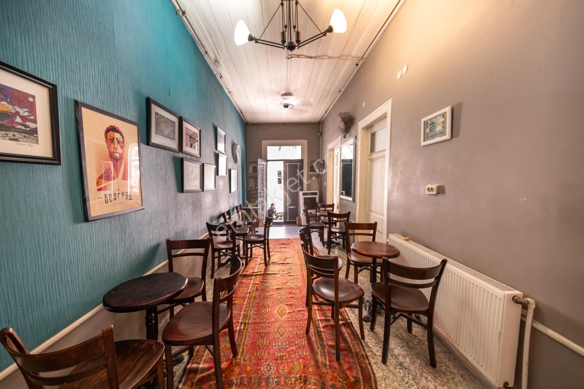 İzmir Karataş'ta Satılık Rum Evi Ve Kırkmerdiven Cafe — fotoğraf 11