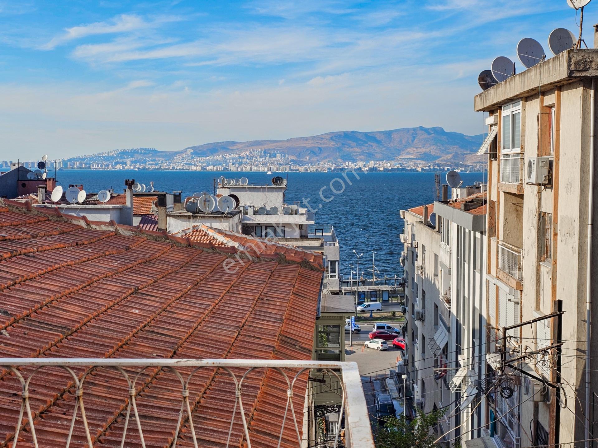 İzmir Karataş'ta Satılık Rum Evi Ve Kırkmerdiven Cafe — fotoğraf 24
