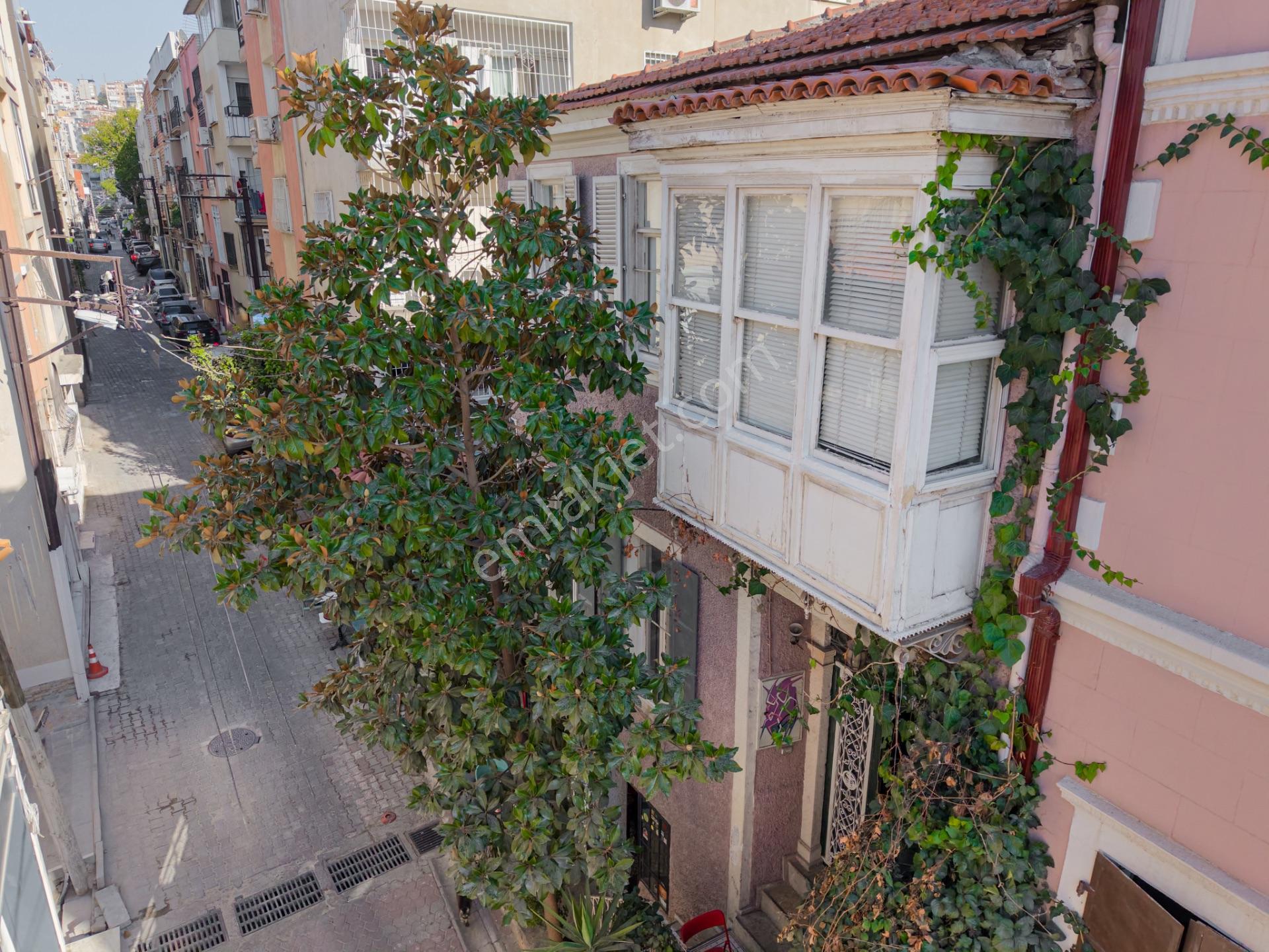 İzmir Karataş'ta Satılık Rum Evi Ve Kırkmerdiven Cafe — fotoğraf 31