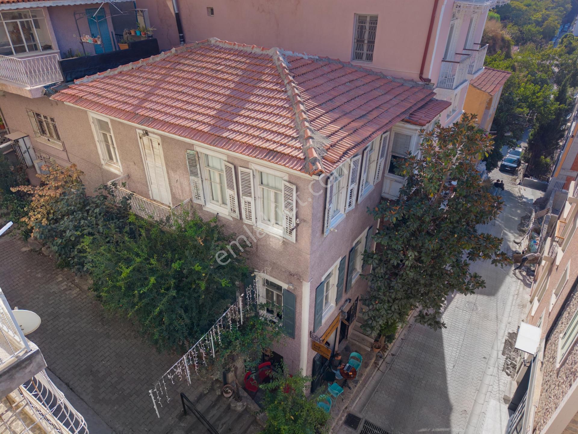 İzmir Karataş'ta Satılık Rum Evi Ve Kırkmerdiven Cafe — fotoğraf 35