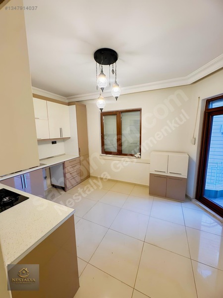 Üçgen Mh. Merkezi Konumda Ultra Lüks 150m² 3+1 Daire — fotoğraf 9