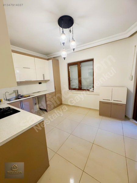 Üçgen Mh. Merkezi Konumda Ultra Lüks 150m² 3+1 Daire — fotoğraf 12