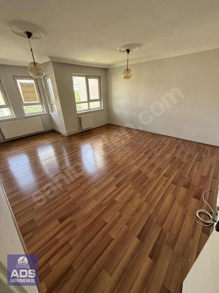 Ads'den Güvenç Sitesinde Satılık 3+1 Satılık Daire — fotoğraf 6