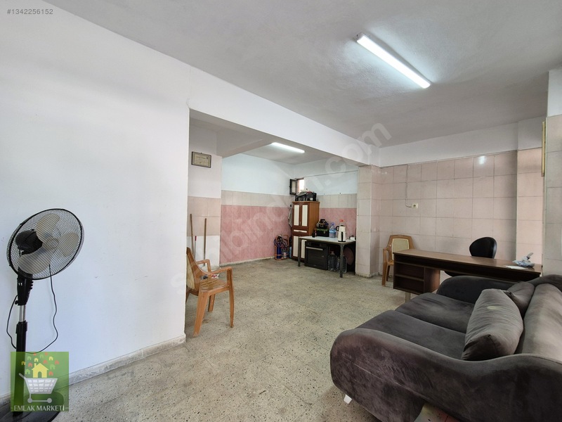 Bayındır Parkında, Düz Ayak, Bahçe Kullanımlı Dükkan — fotoğraf 2