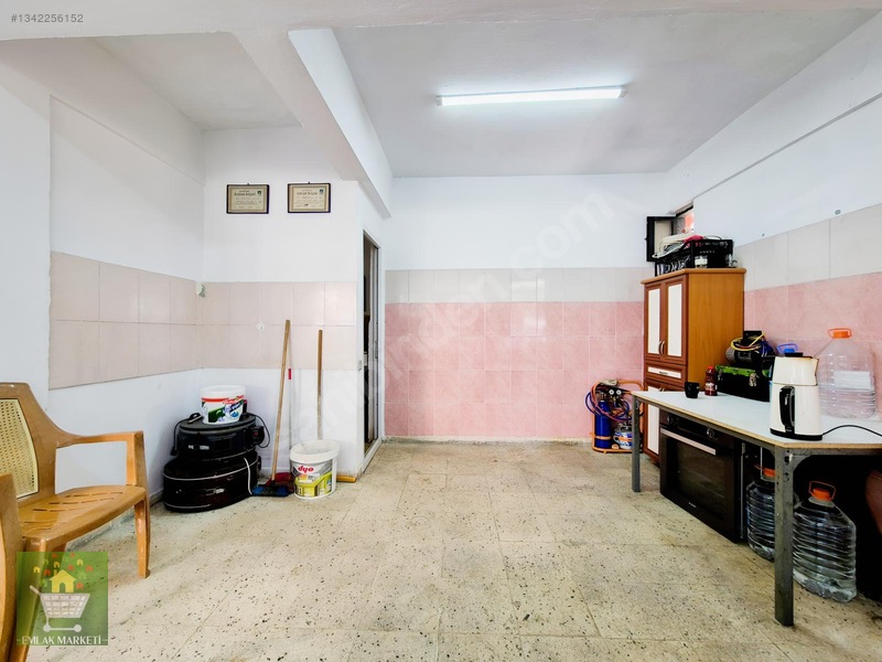 Bayındır Parkında, Düz Ayak, Bahçe Kullanımlı Dükkan — fotoğraf 6