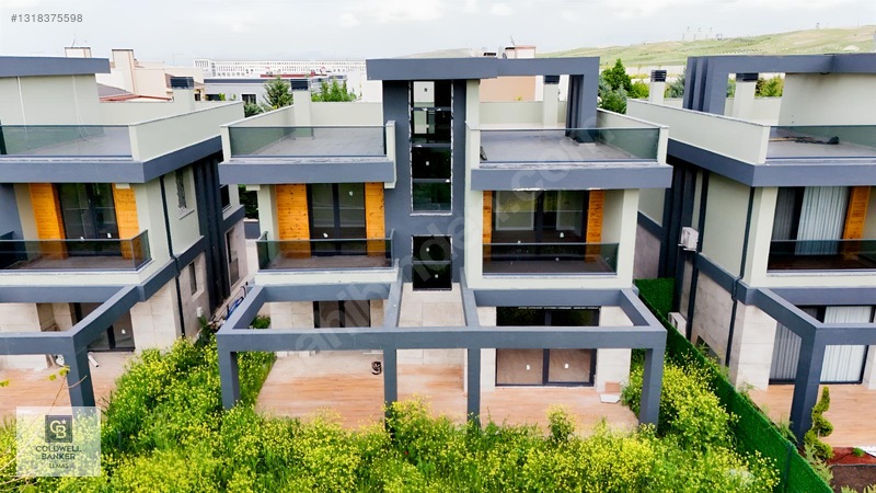 Yeni Bağlıca'da Teraslı 5+1 Yapılı Ve Sıfır Müstakil Villa — fotoğraf 2