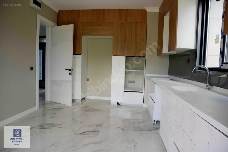 Yeni Bağlıca'da Teraslı 5+1 Yapılı Ve Sıfır Müstakil Villa — fotoğraf 26