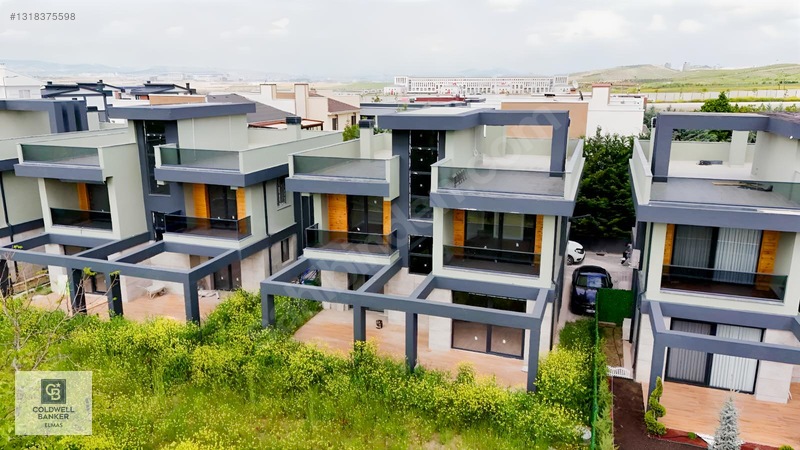 Yeni Bağlıca'da Teraslı 5+1 Yapılı Ve Sıfır Müstakil Villa — fotoğraf 28