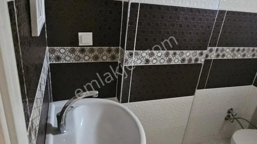 A K Mutludan Kültürde 2+0 Ara Kat Yatırımlık Daire Ayrı Mutfaklı — fotoğraf 9