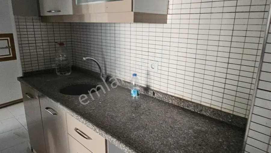 A K Mutludan Kültürde 2+0 Ara Kat Yatırımlık Daire Ayrı Mutfaklı — fotoğraf 10