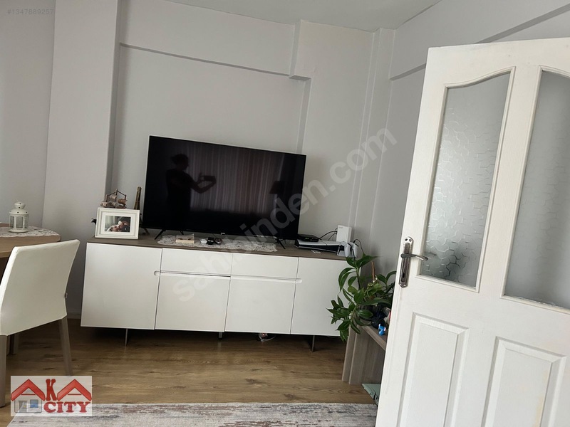 Beşyolda 2+1 90 M2 6.350 Bın — fotoğraf 5
