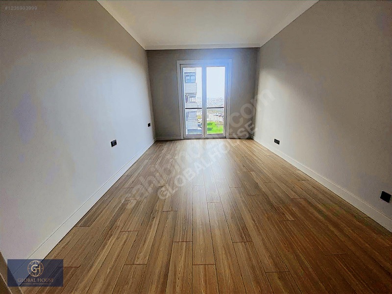 Tema İstanbul 2 De Arakat 2+1 — fotoğraf 2
