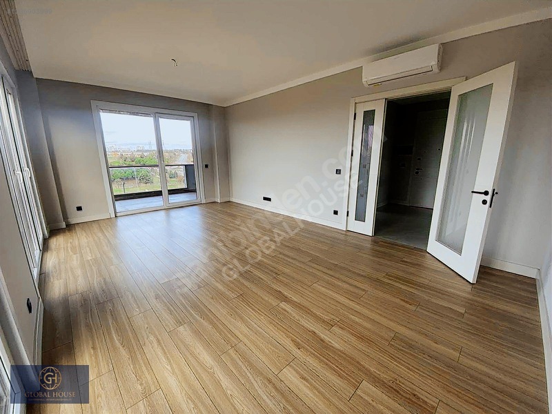 Tema İstanbul 2 De Arakat 2+1 — fotoğraf 9
