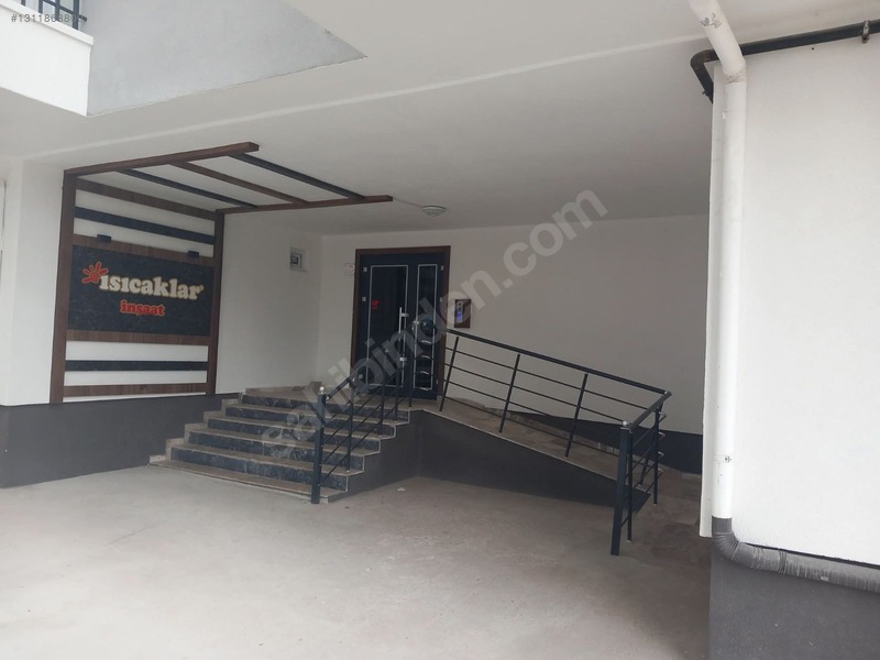 Alban Vip Tacin Mh Yeni Belediye Karşısı Ofise Uygun 1+1 — fotoğraf 4