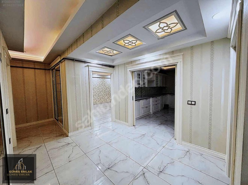 Winston Awm Karşısı Acil Satılık 4,5+1 Daire — fotoğraf 10