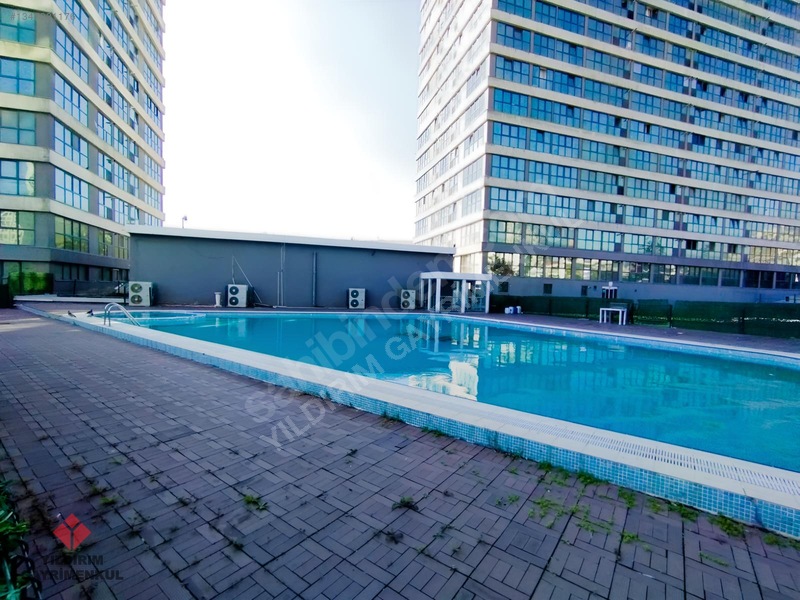 Metrobüsün Hemen Yanında Delta Deluxe'de 1+1eşyalı Kiralık Daire — fotoğraf 14