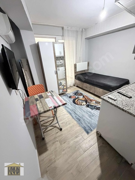 Balkonlu İnternetli Eşyalı 1+0 Bağımsız Daire!!!! — fotoğraf 4