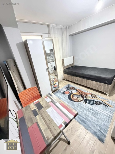 Balkonlu İnternetli Eşyalı 1+0 Bağımsız Daire!!!! — fotoğraf 7