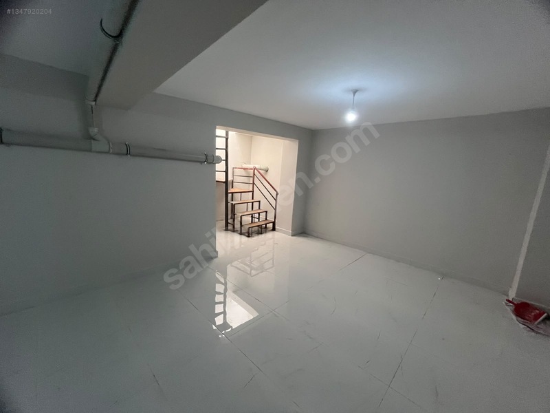 Bahçelievler Ferit Selim Paşa Cadde Kiralık 150 M2 Bodrum Dükkan — fotoğraf 7