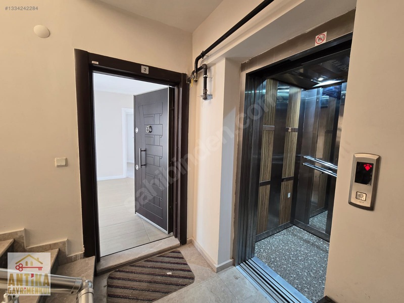 Antika Gayrimenkul'den Yeni Mahallede Kiralık Arakat Daire — fotoğraf 2