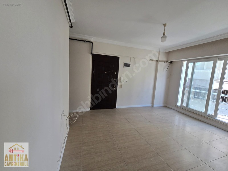 Antika Gayrimenkul'den Yeni Mahallede Kiralık Arakat Daire — fotoğraf 11
