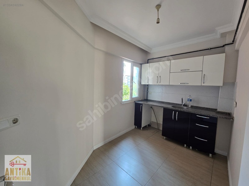 Antika Gayrimenkul'den Yeni Mahallede Kiralık Arakat Daire — fotoğraf 13