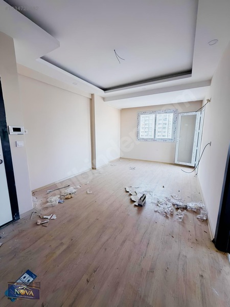 Gültepe Merkezde Geniş Oturumlu Satılık 1+1 Balkonlu Daire — fotoğraf 9