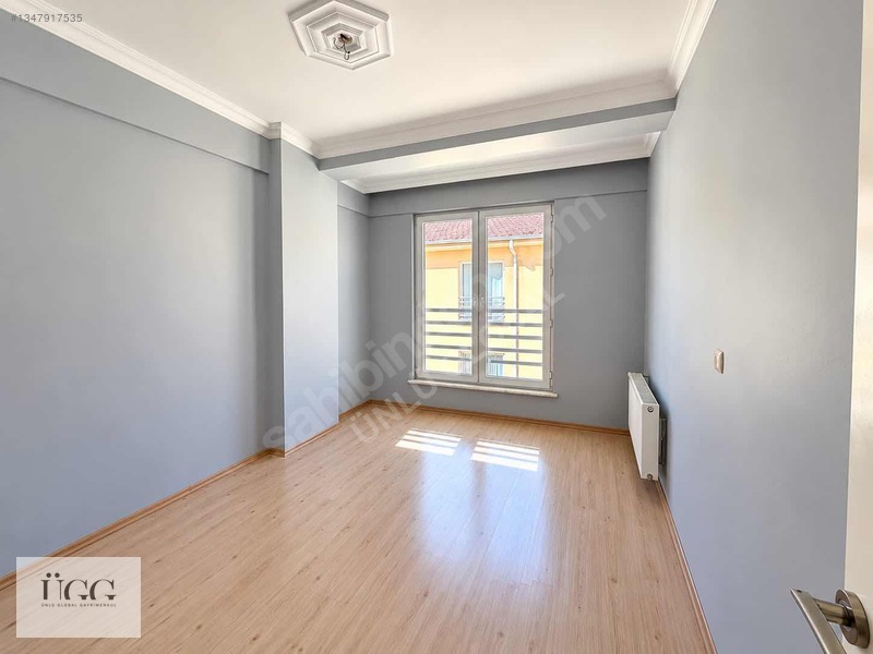 Ügg'den Ömerağa Mah.sur Sitesinde Kiralık 3+1 Daire — fotoğraf 8