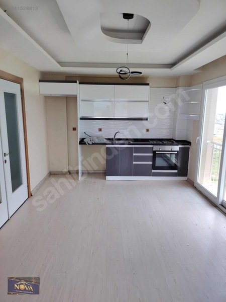 Yeşil Fırın Çaprazı Kiralık 2+1 İskanlı Daire