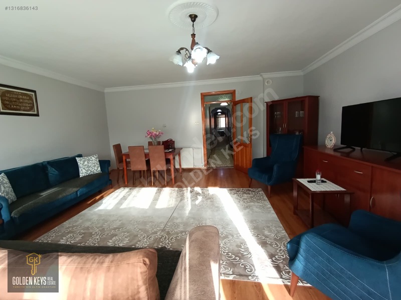 Bergama Merkez Berkm Karşısı Asansörlü 5+1 Dubleks Eşsiz Konumda — fotoğraf 11