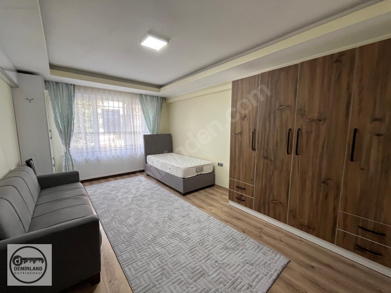 Demirland'dan Satılık Mecidiye'de Çarşıya Yakın 1+0 Daire+depo — fotoğraf 3