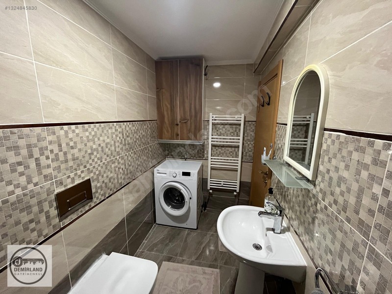 Demirland'dan Satılık Mecidiye'de Çarşıya Yakın 1+0 Daire+depo — fotoğraf 14