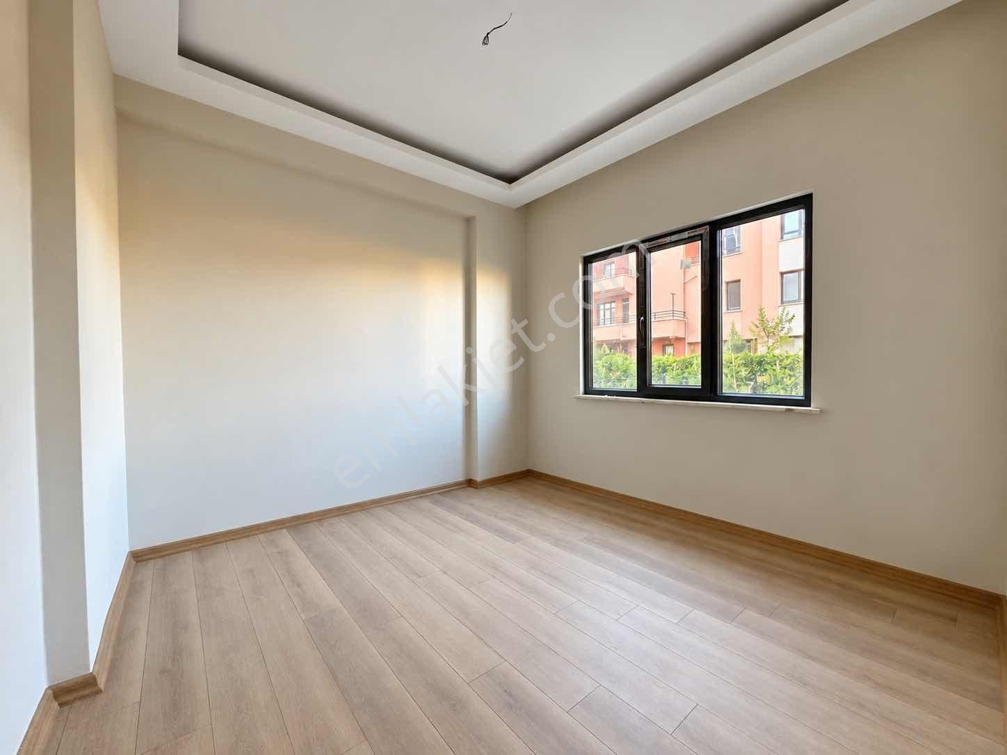 ''uluırmak Mahallesi Site İçi Sıfır 3+1 Daire'' — fotoğraf 5