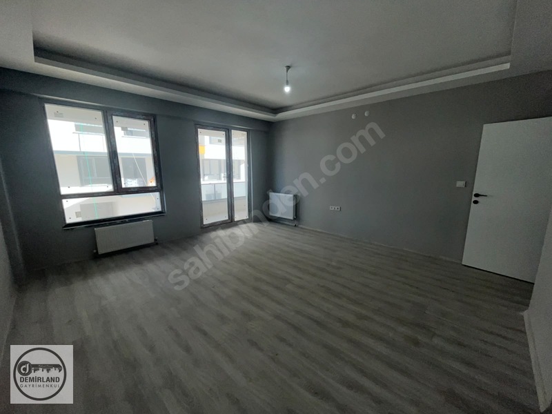 Demirland'dan Satılık Erka Çarşı Yanı 3+1 Sıfır Arakat Daire — fotoğraf 5