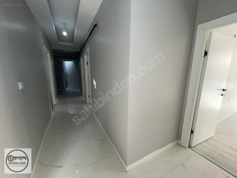 Demirland'dan Satılık Erka Çarşı Yanı 3+1 Sıfır Arakat Daire — fotoğraf 13