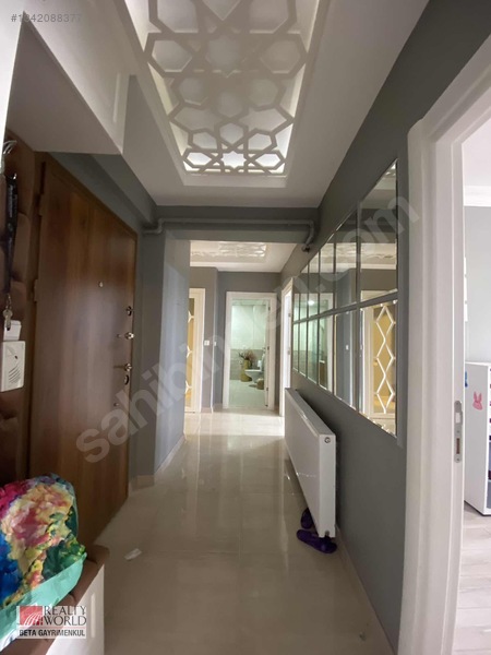Rw Beta Belediye Evlerinde Deniz Manzaralı Kiralık 2+1 Daire — fotoğraf 4