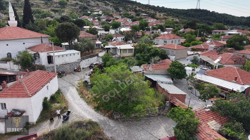 Bergama Koyuneli Mah 226 M.kare Köy İçi İmarlı Arsa Uygun Fiyat — fotoğraf 2