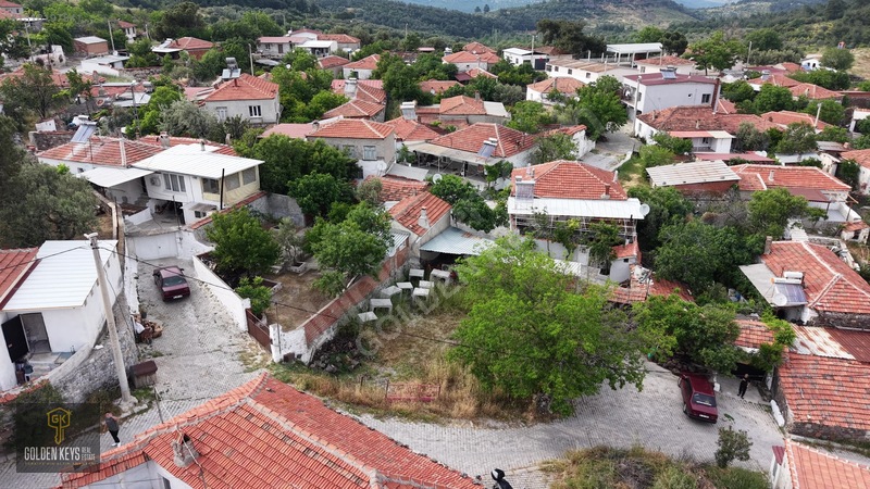 Bergama Koyuneli Mah 226 M.kare Köy İçi İmarlı Arsa Uygun Fiyat — fotoğraf 13