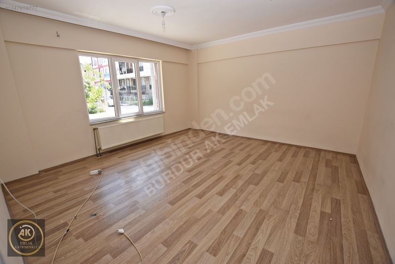 Burdur Ak Emlak'tan Kiralık Zafer Mahallesinde 2+1, 100 M² — fotoğraf 6