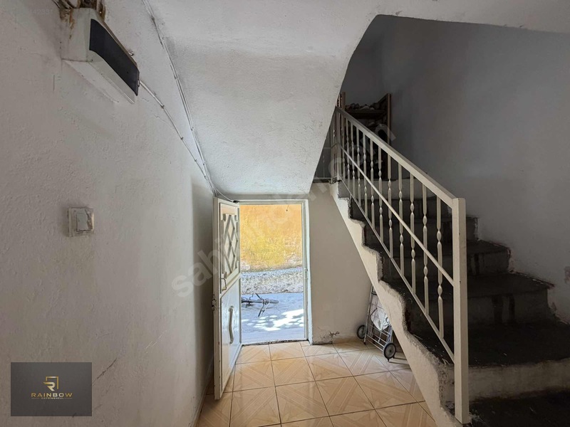 Huzurevlerinde Şehir Merkezinde 5+1 2 Katlı Müstakil Ev — fotoğraf 19