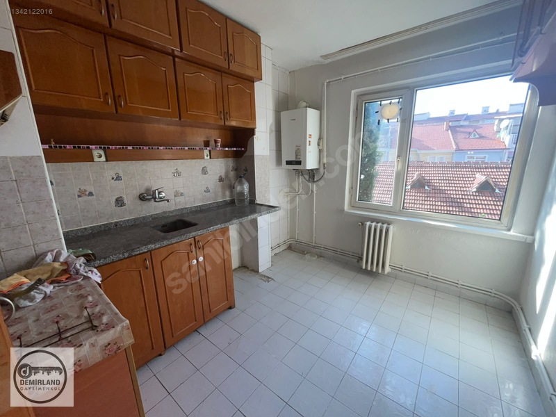 Demirland'dan Kiralık Fatih Mahallesinde 3+1 Daire — fotoğraf 17