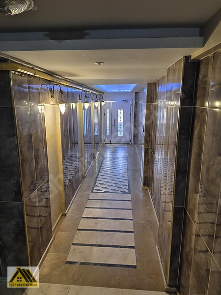 Pazar Sokağında Köşe 2+1 95 M2 Ebevyen Banyolu — fotoğraf 5