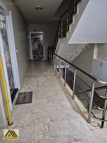 Pazar Sokağında Köşe 2+1 95 M2 Ebevyen Banyolu — fotoğraf 7
