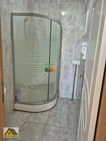 Pazar Sokağında Köşe 2+1 95 M2 Ebevyen Banyolu — fotoğraf 21