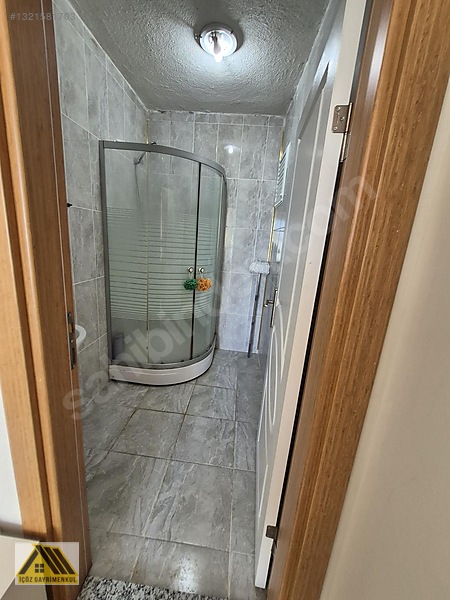 Pazar Sokağında Köşe 2+1 95 M2 Ebevyen Banyolu — fotoğraf 22