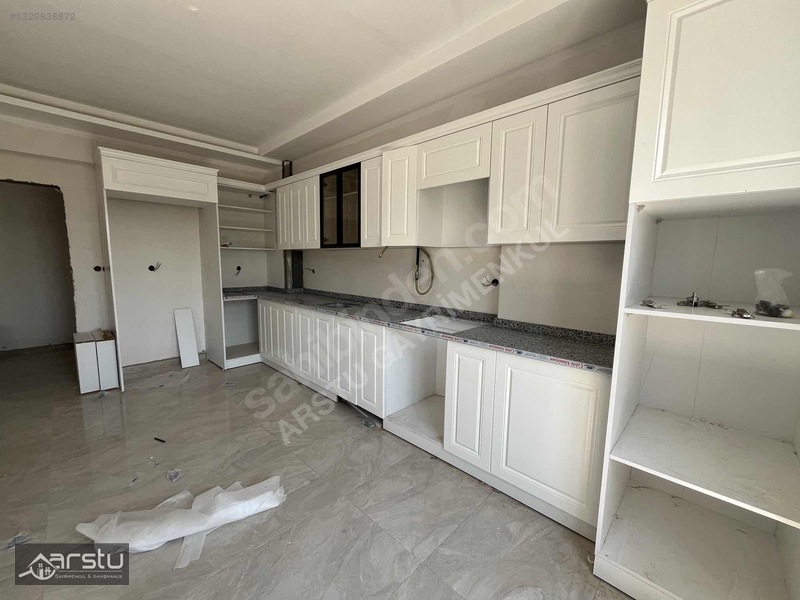 Arstu Gm. Haliseden Altınşehirde Kiralık Sıfır 4+1 — fotoğraf 6